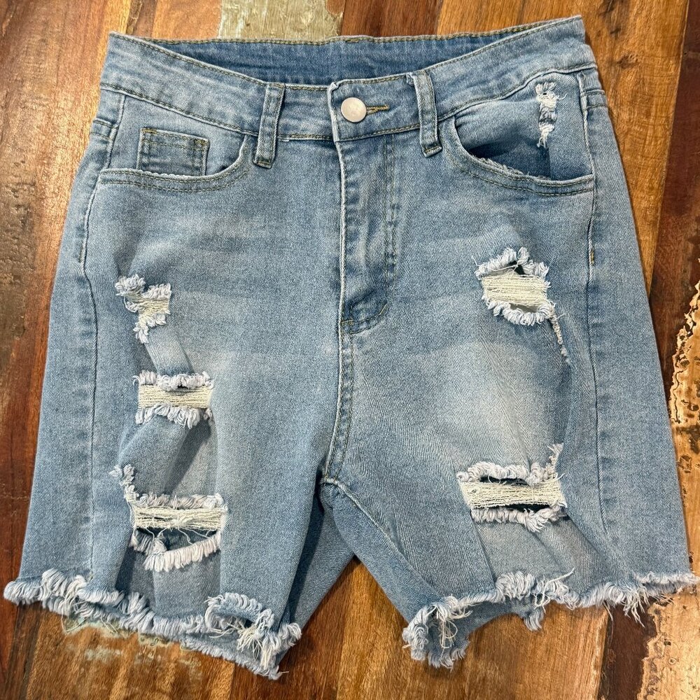 Distressed Denim Super Stretchy Distressed‎ Shorts Size Medium